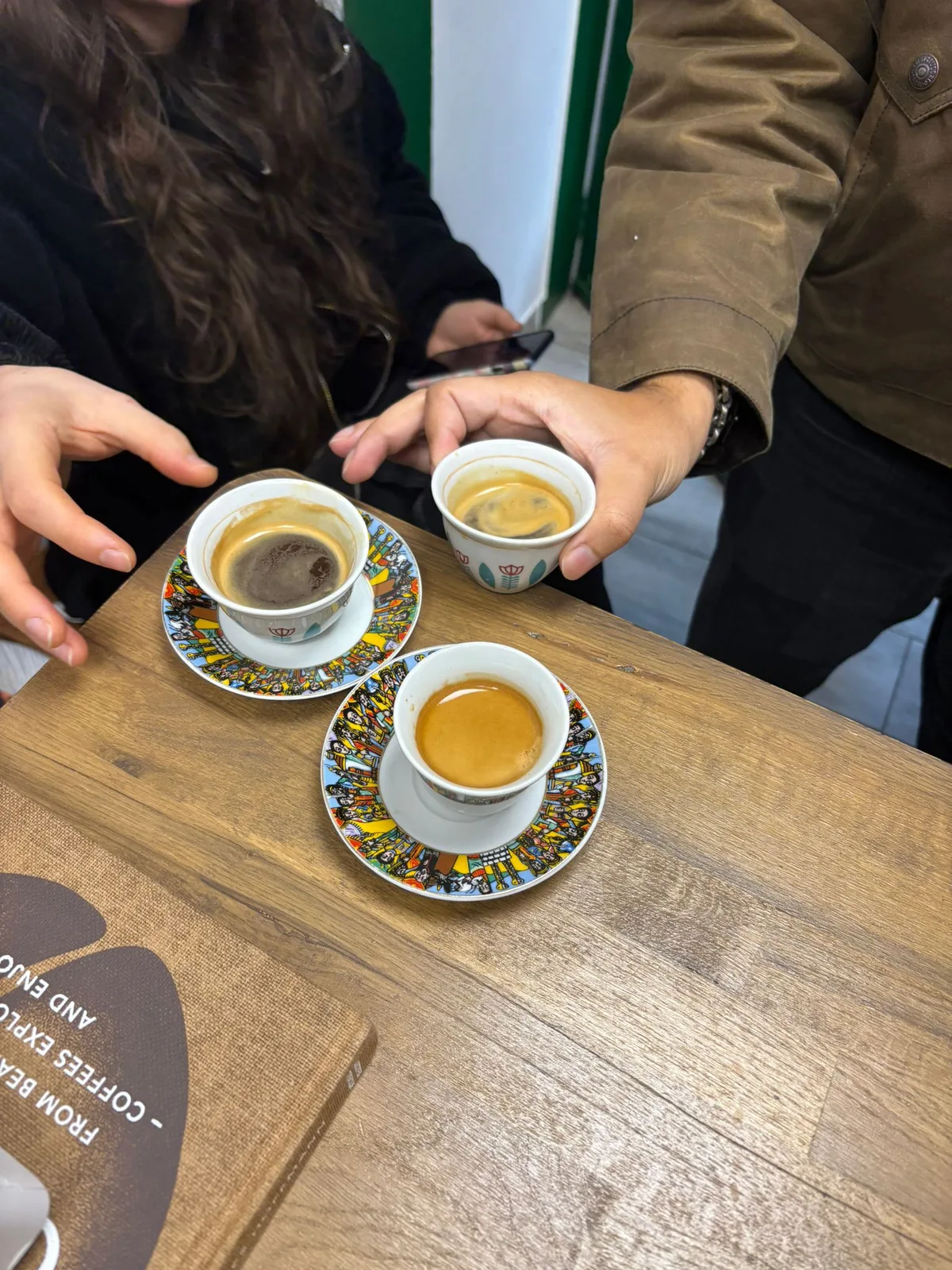 Tona — deuxième tasse, l'équilibre